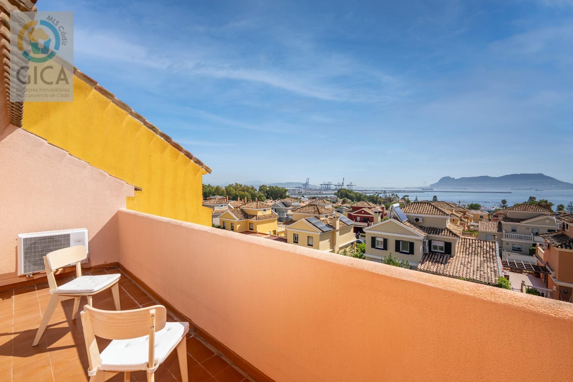 Terraza de Casa adosada en venta en Algeciras con Aire acondicionado, Jardín privado y Balcón
