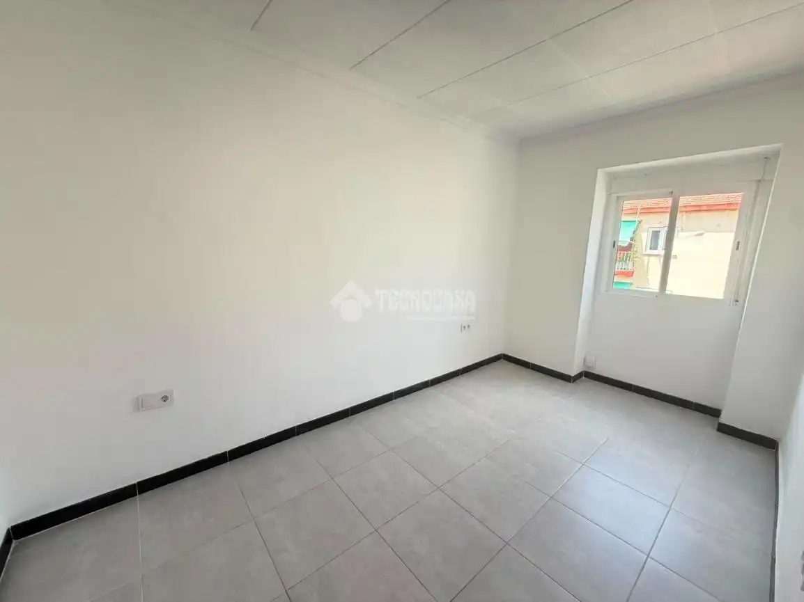 Flat with terrace for sale in Florida - Ciudad de Asís, imagen 12