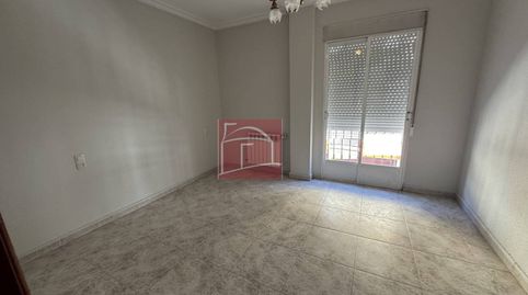 PISO EN PERFECTO ESTADO DE CONSERVACIÓN CON PLAZA DE GARAJE Y TRASTERO ZONA CENTRO, imatge 5