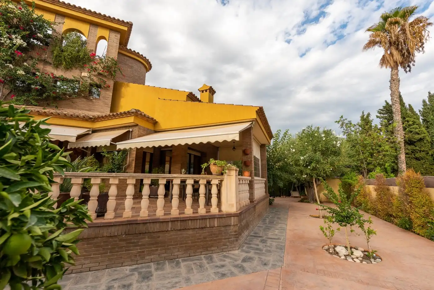 Houses for sale in Petrer  with Air Conditioner, Heating and Private garden