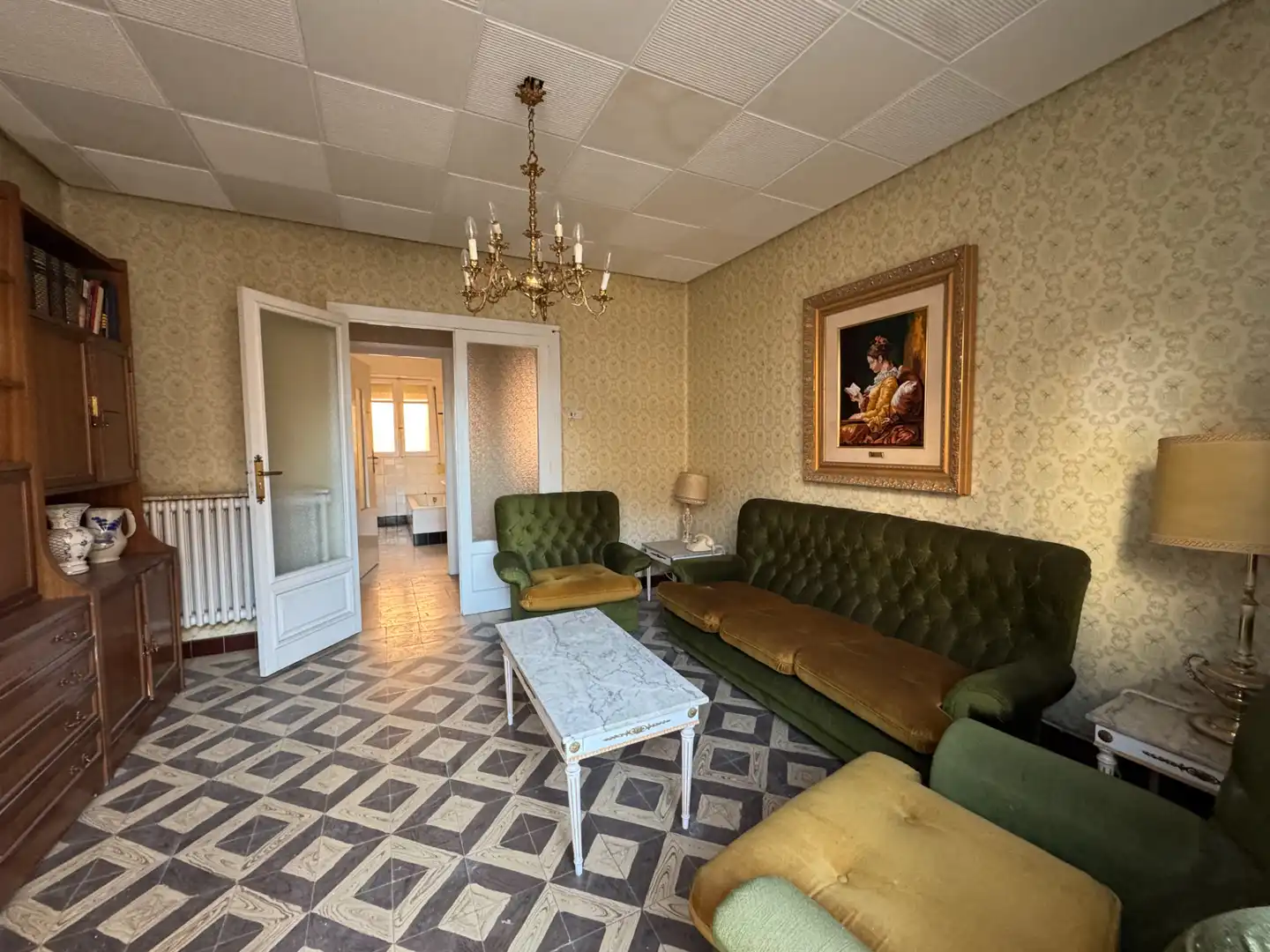 Sala d'estar de Pis en venda en Jaca amb Traster i Balcó
