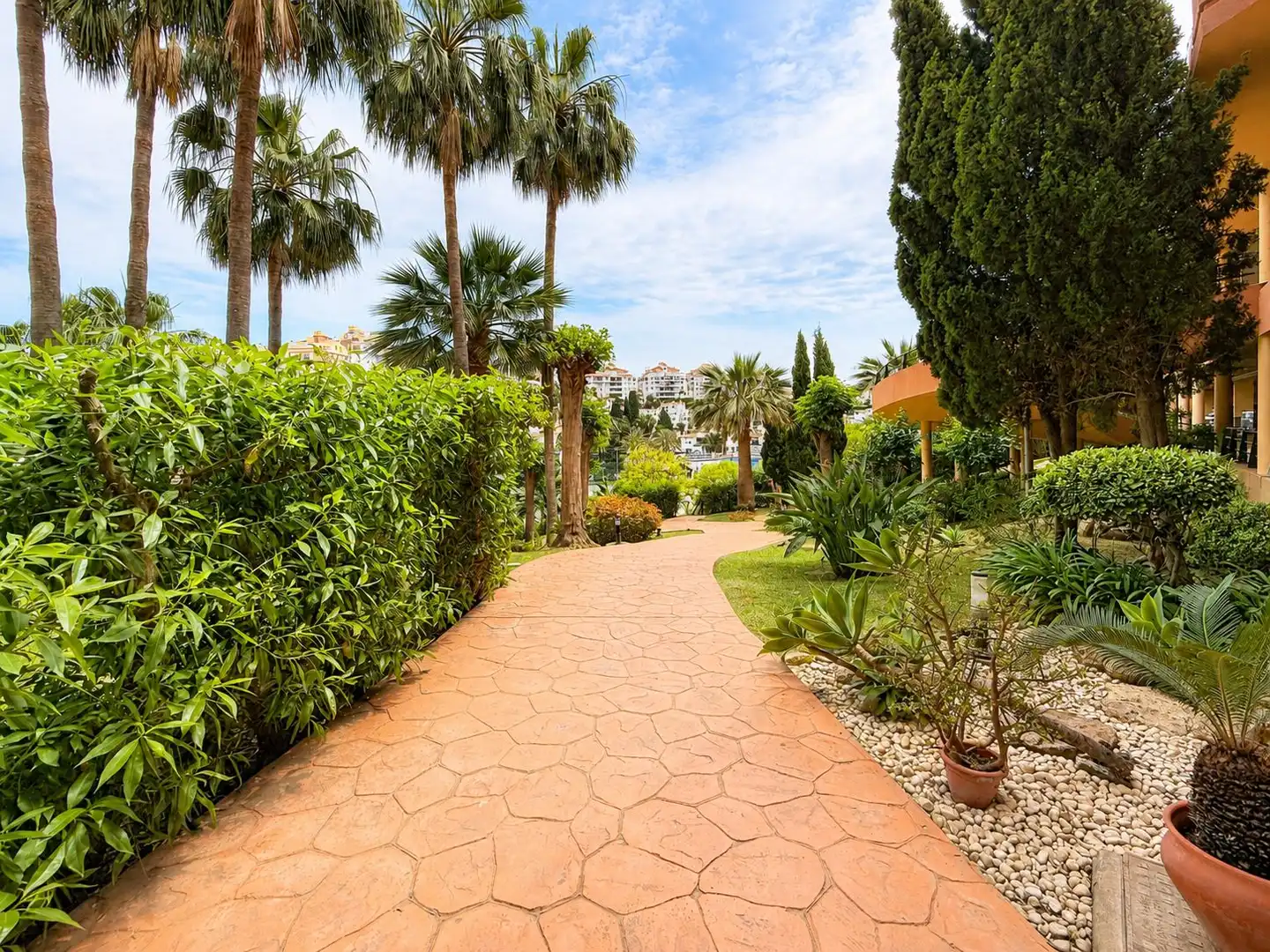 Jardí de Apartament en venda en Benalmádena amb Jardí privat i Piscina comunitària