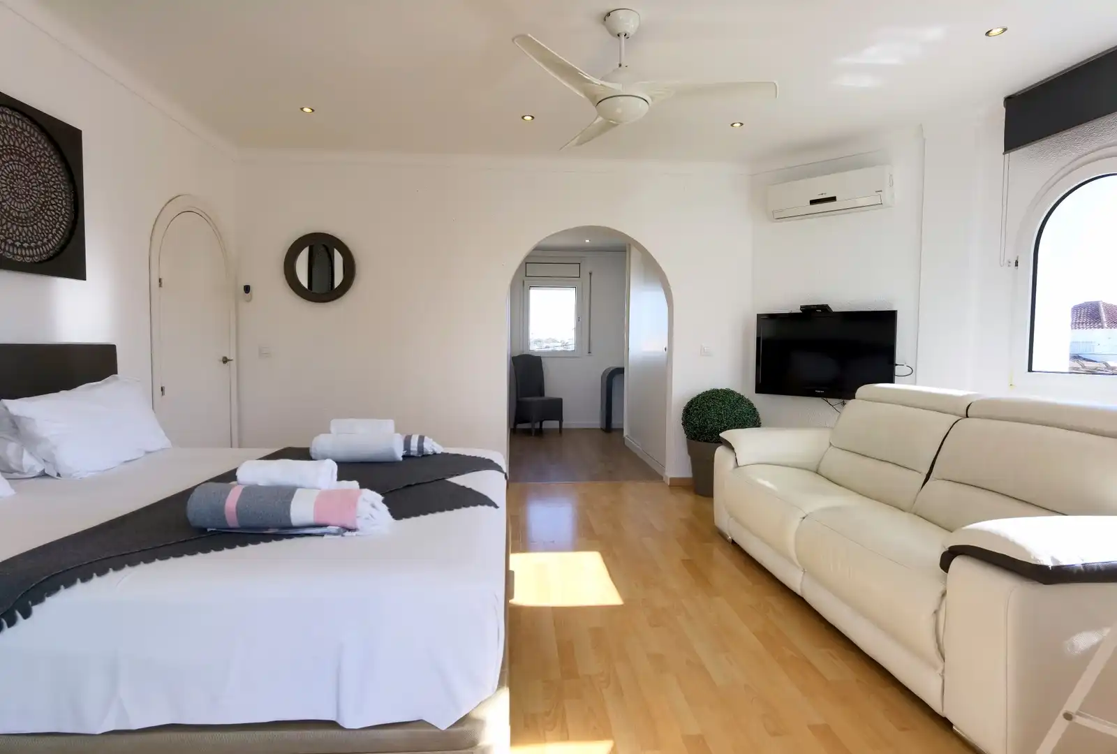 House with pool for sale in Carrer Francolí, imagen 39