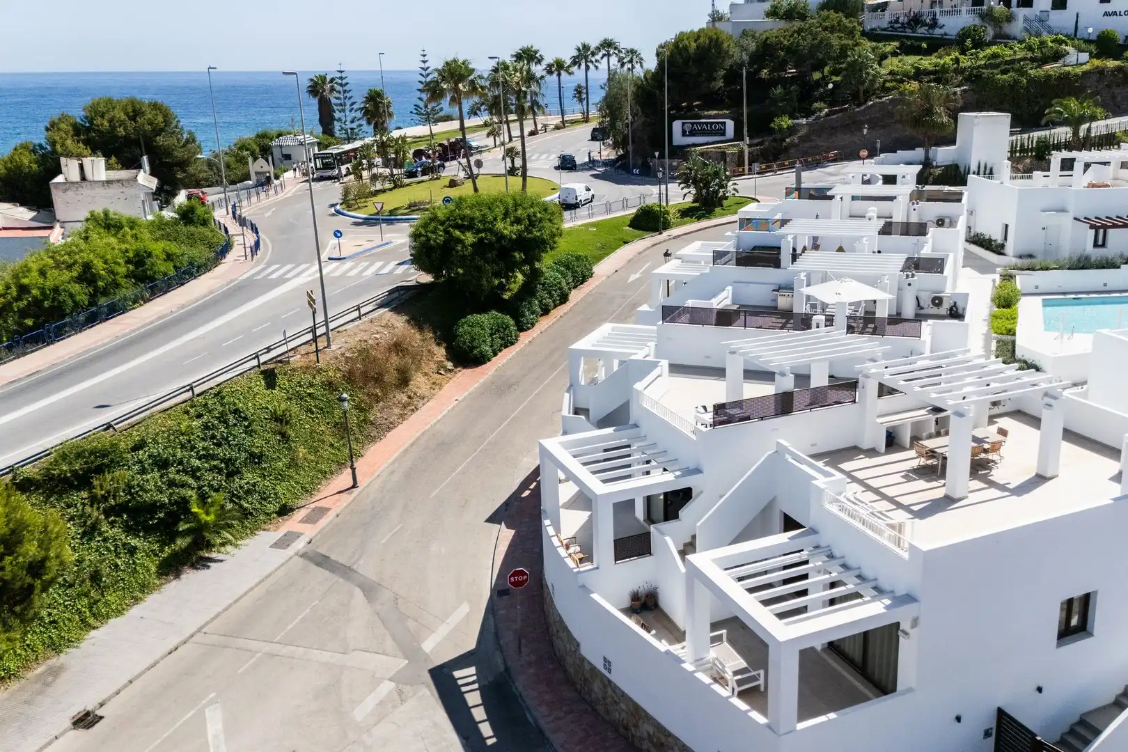 Außenansicht von Maisonette zum Verkauf in Nerja mit Terrasse