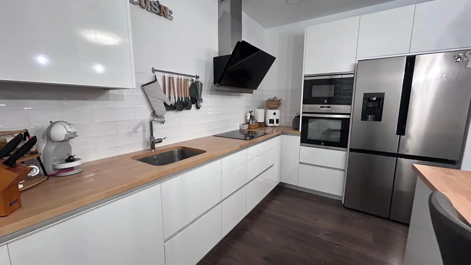 Cocina de Planta baja en venta en Sant Boi de Llobregat con Trastero y Piscina