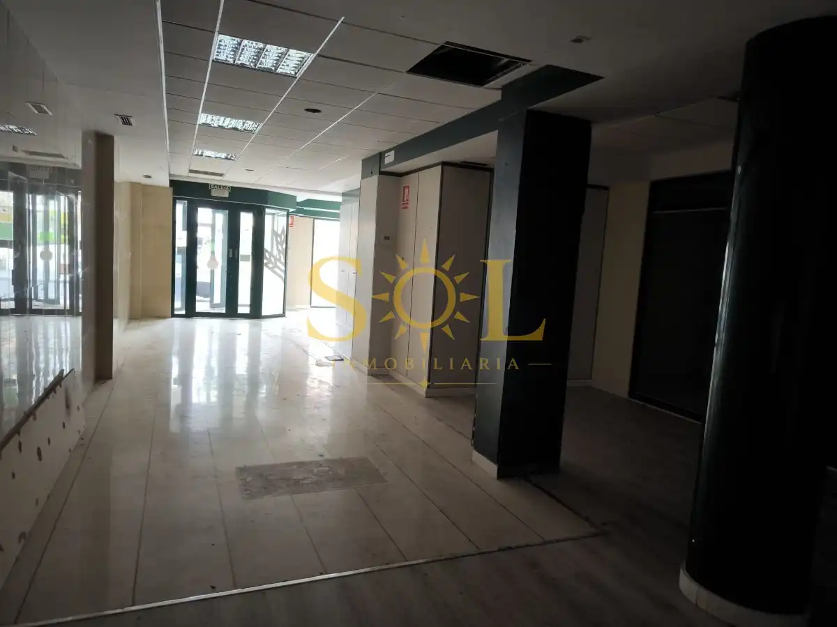 Business premises to rent in Plaza Cortes Leonesas, imagen 19