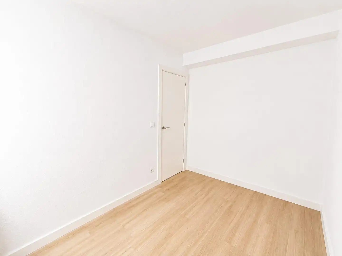 Wohnung zur Miete in VIRIATO, La Bozada – Parque Delicias