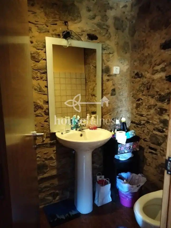 Bany de Finca rústica en venda en Ferrol amb Calefacció i Jardí privat