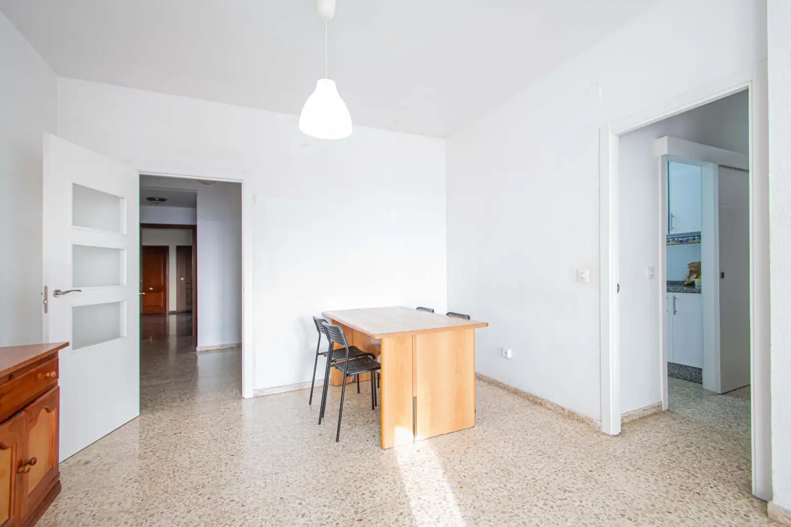 Dining room of Flat for sale in Sevilla  with Air Conditioner, Terrace and Furnished