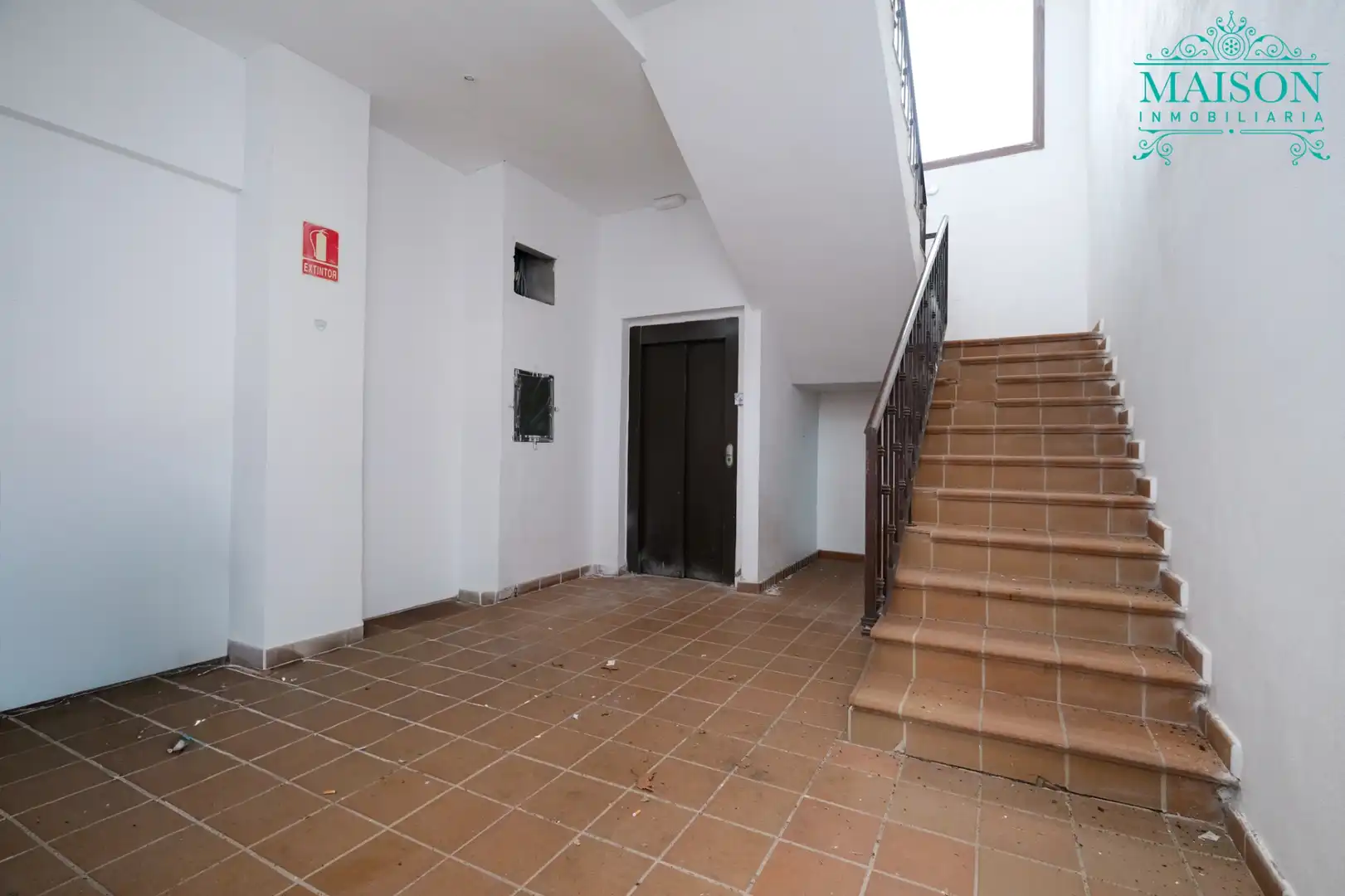 Commercial properties for sale in El Casar  with Terrace
