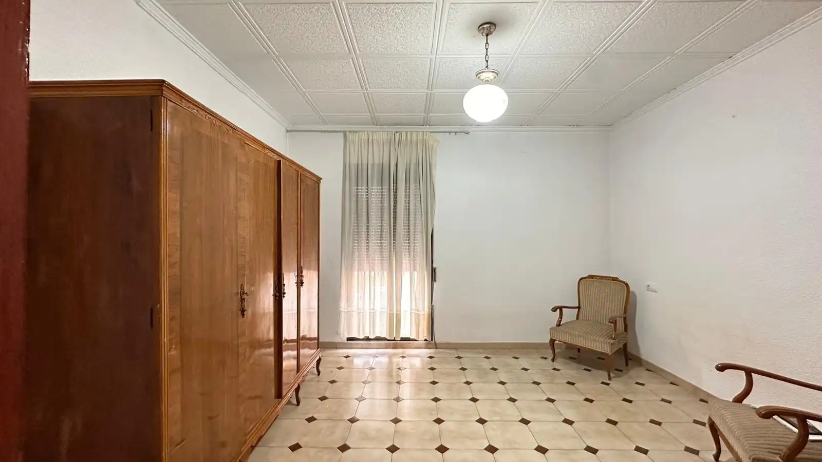 Bedroom of Houses for sale in L'Alcúdia  with Air Conditioner, Terrace and Storage room