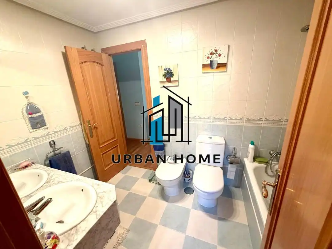 Baño de Casa o chalet en venta en Las Eras de Renueva