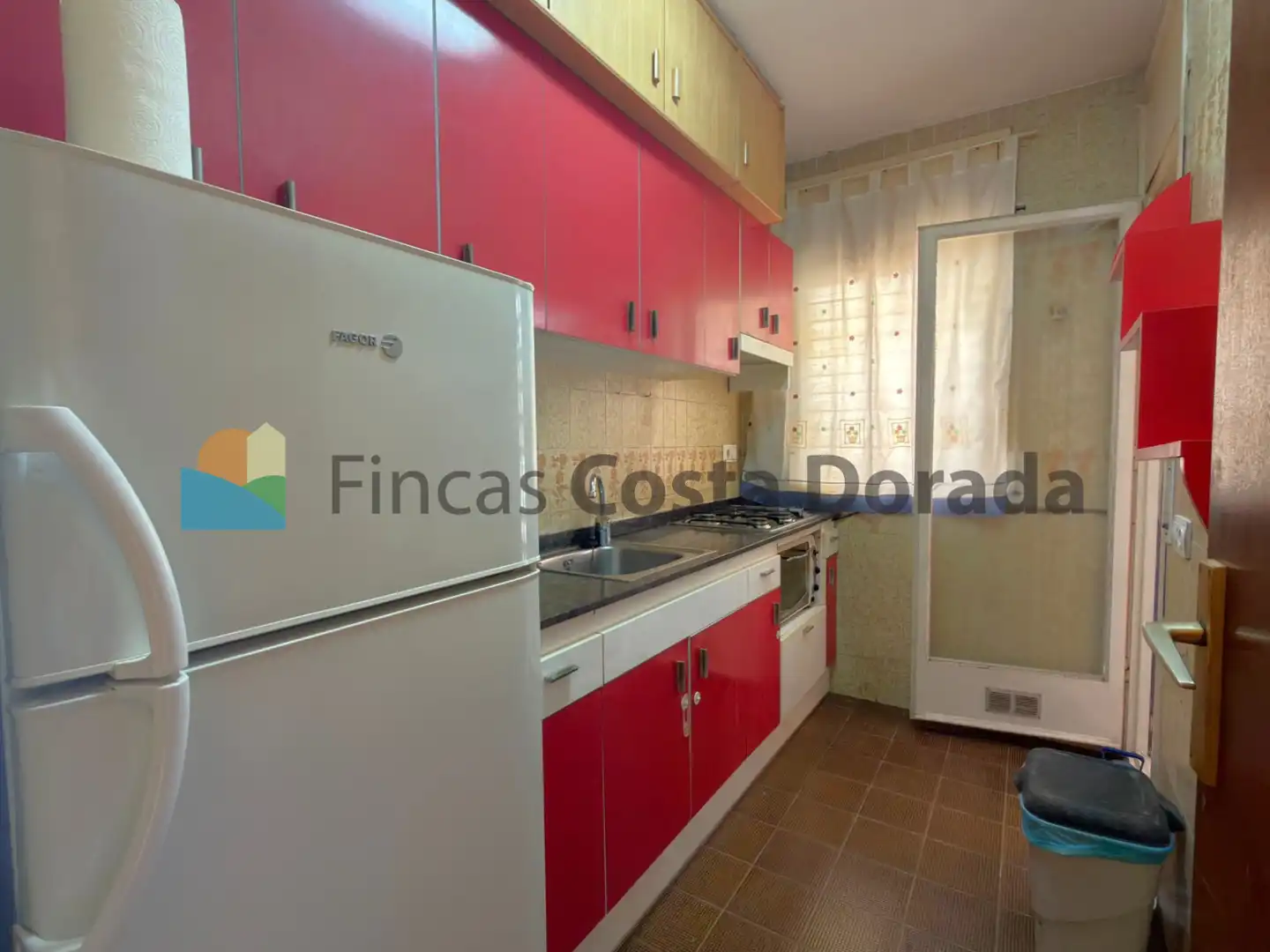 Kitchen of Flat for sale in Cubelles  with Terrace, Storage room and Balcony