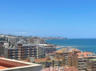 Ático con piscina en venta en Torreblanca del Sol