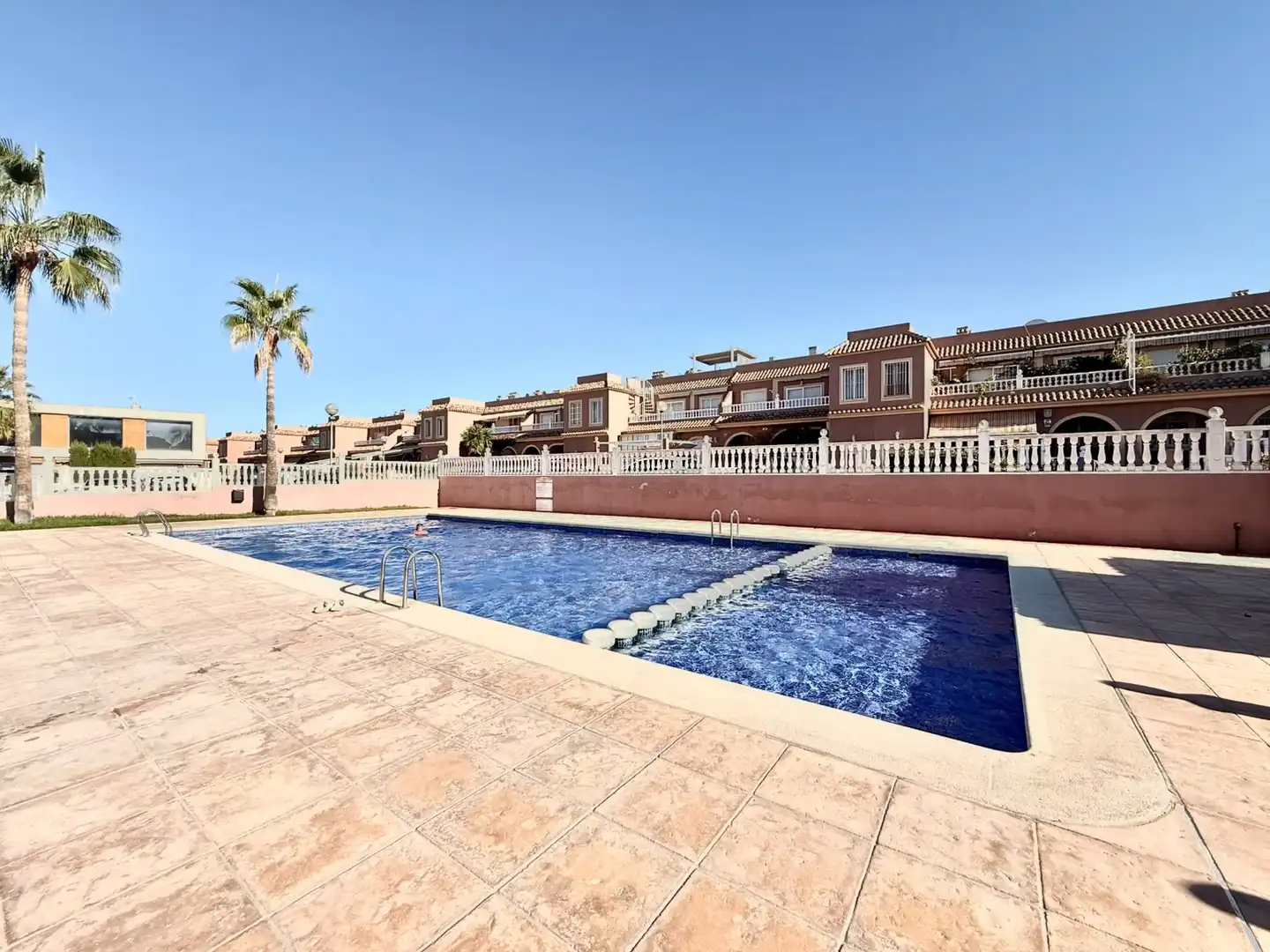 Chalet con piscina en alquiler en Gran Alacant, imagen 10