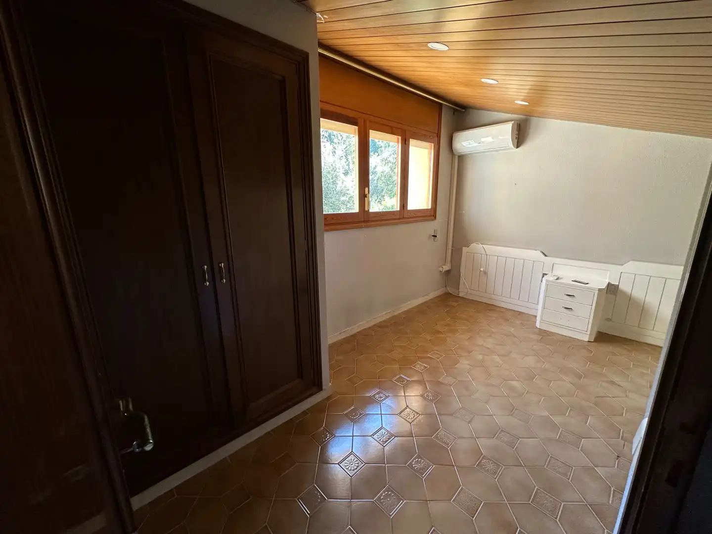 Dormitori de Casa o xalet en venda en Matadepera amb Jardí privat, Terrassa i Moblat