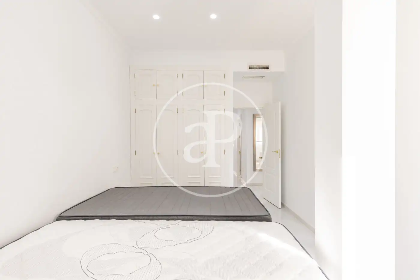 Wohnung zur Miete in C/ de Roger de Llòria, Sant Francesc