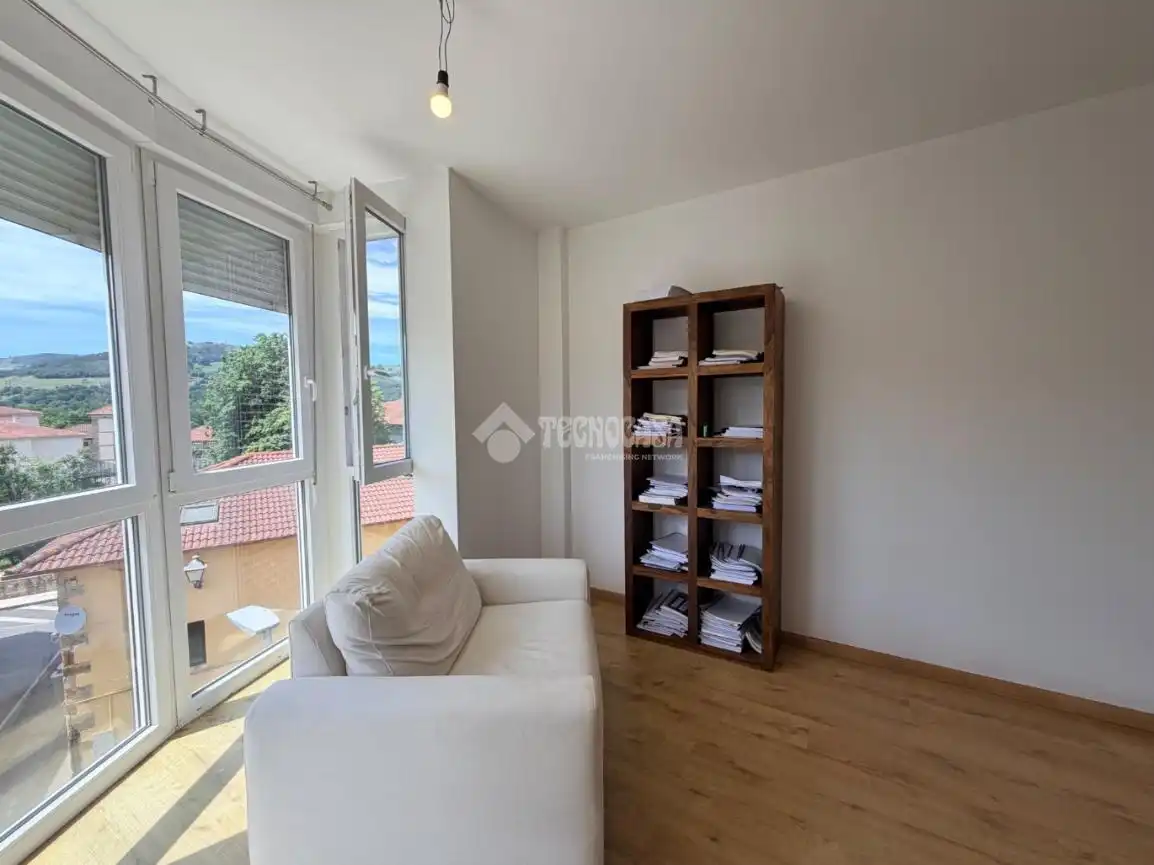 Habitación de Piso en venta en Arredondo con Calefacción y Piscina comunitaria