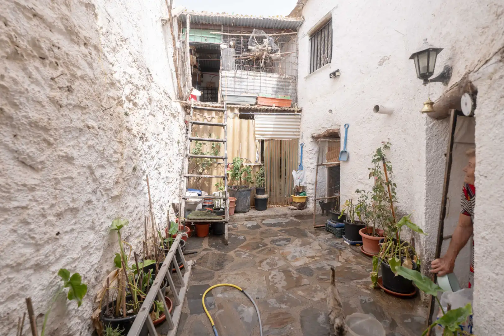 Vista exterior de Casa adosada en venta en Paterna del Río con Amueblado y Balcón