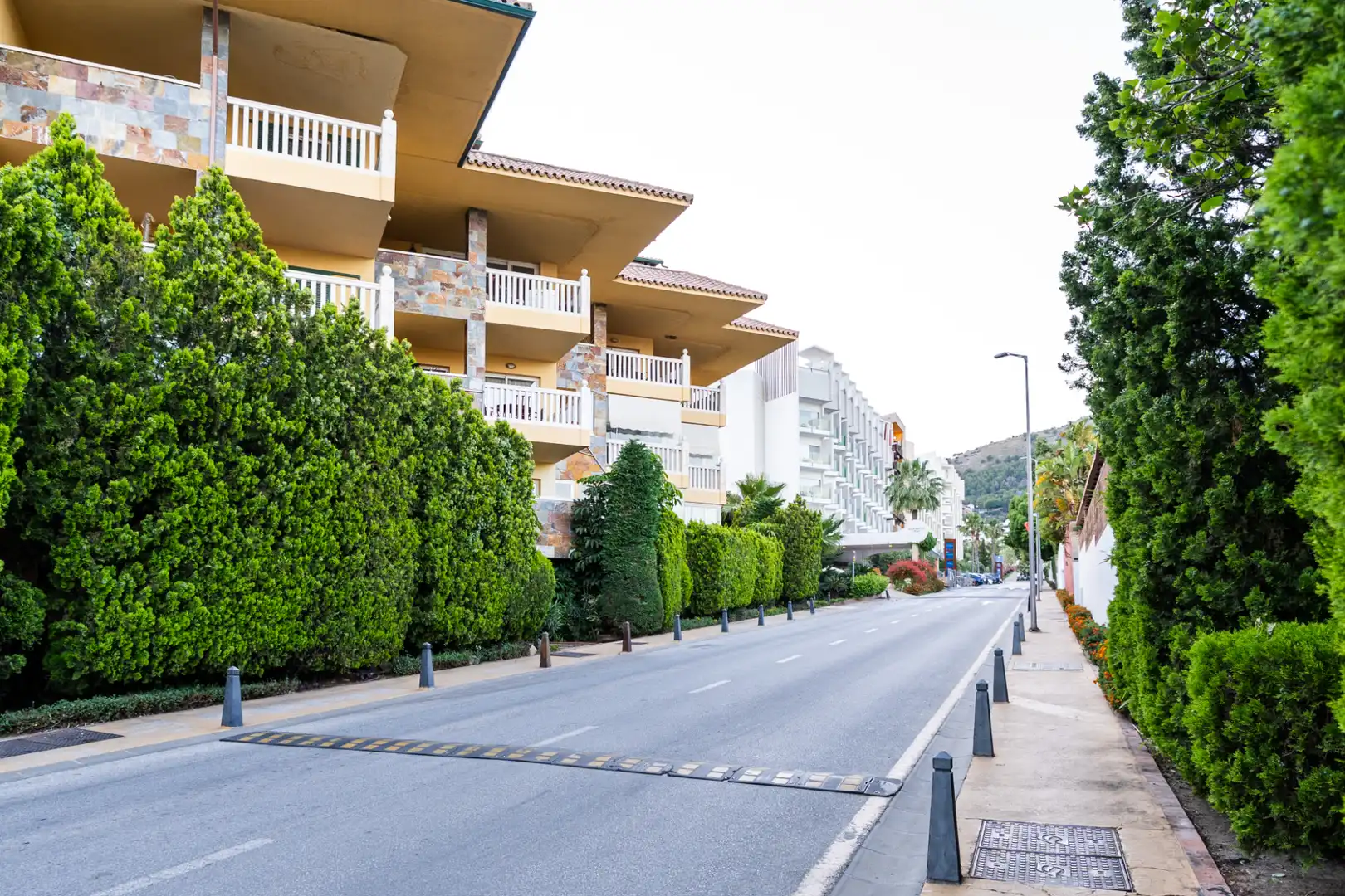 Vista exterior de Pis en venda en Fuengirola amb Aire condicionat, Calefacció i Jardí privat