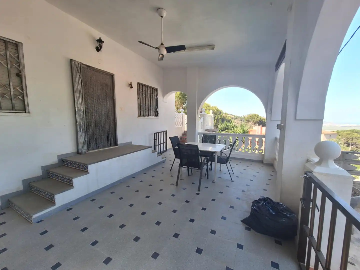 Terrassa de Casa o xalet en venda en Llaurí amb Terrassa, Piscina i Moblat