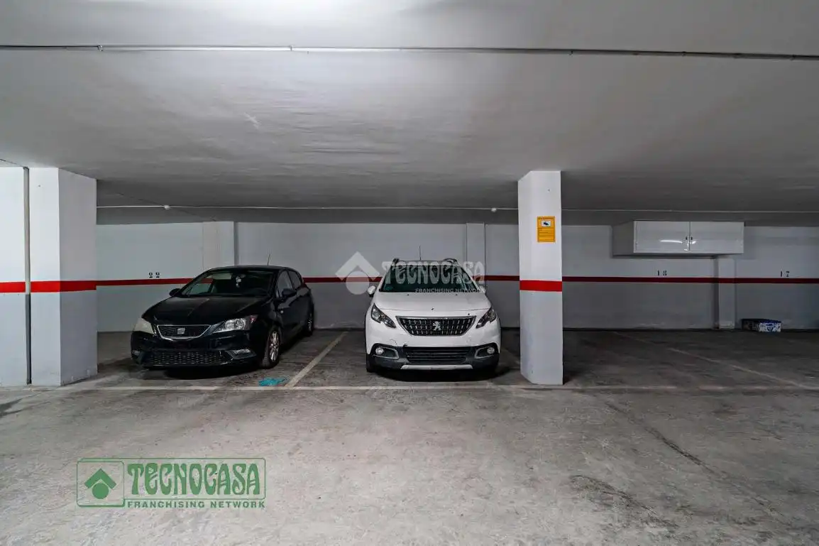 Parking de Piso en venta en Roquetas de Mar con Aire acondicionado, Calefacción y Terraza