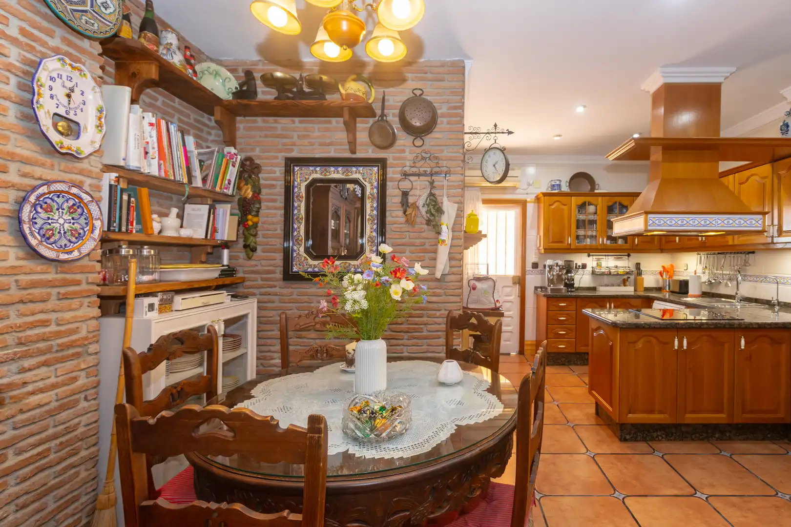 Kitchen of Houses for sale in Málaga  with Air Conditioner, Private garden and Terrace
