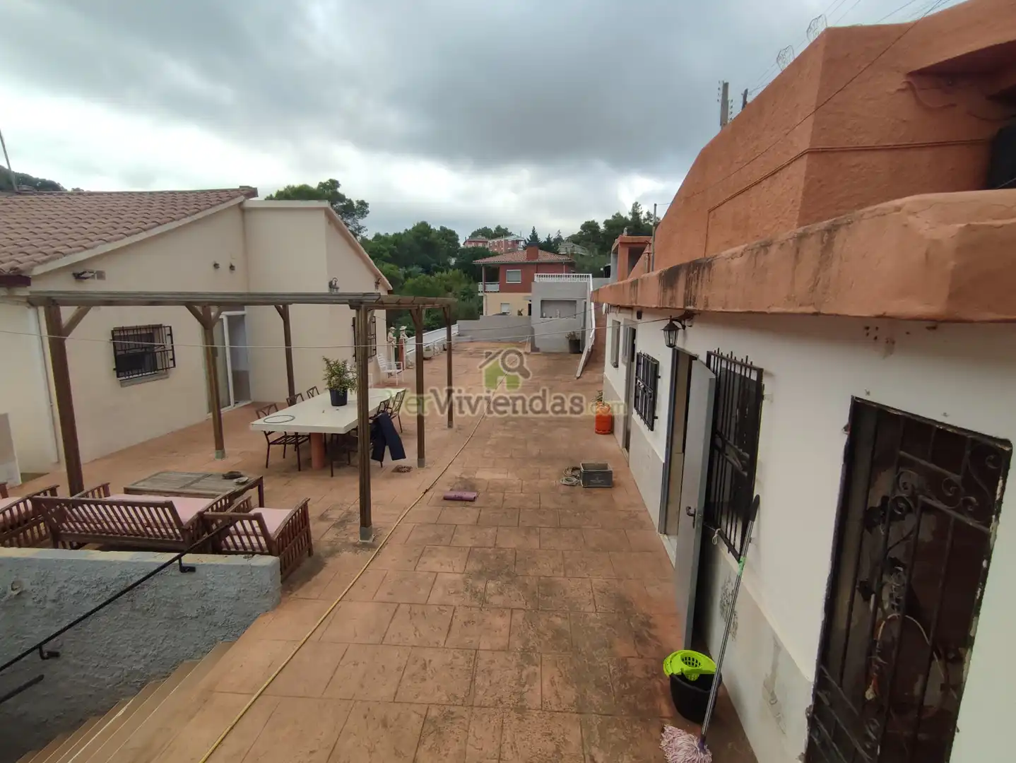 Vista exterior de Casa o xalet en venda en Vallirana amb Aire condicionat, Calefacció i Jardí privat