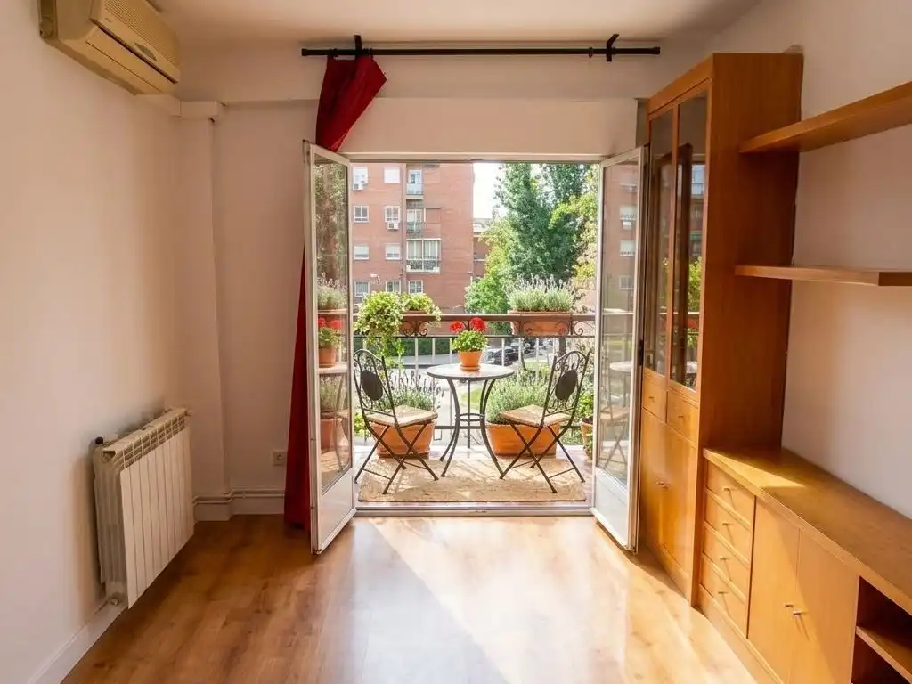 Balcony of Flat for sale in Usera