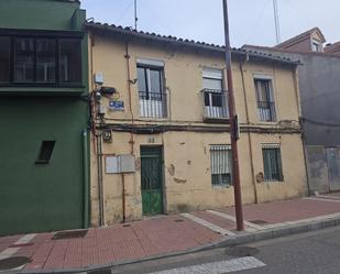 Vista exterior de Pis en venda en Valladolid Capital