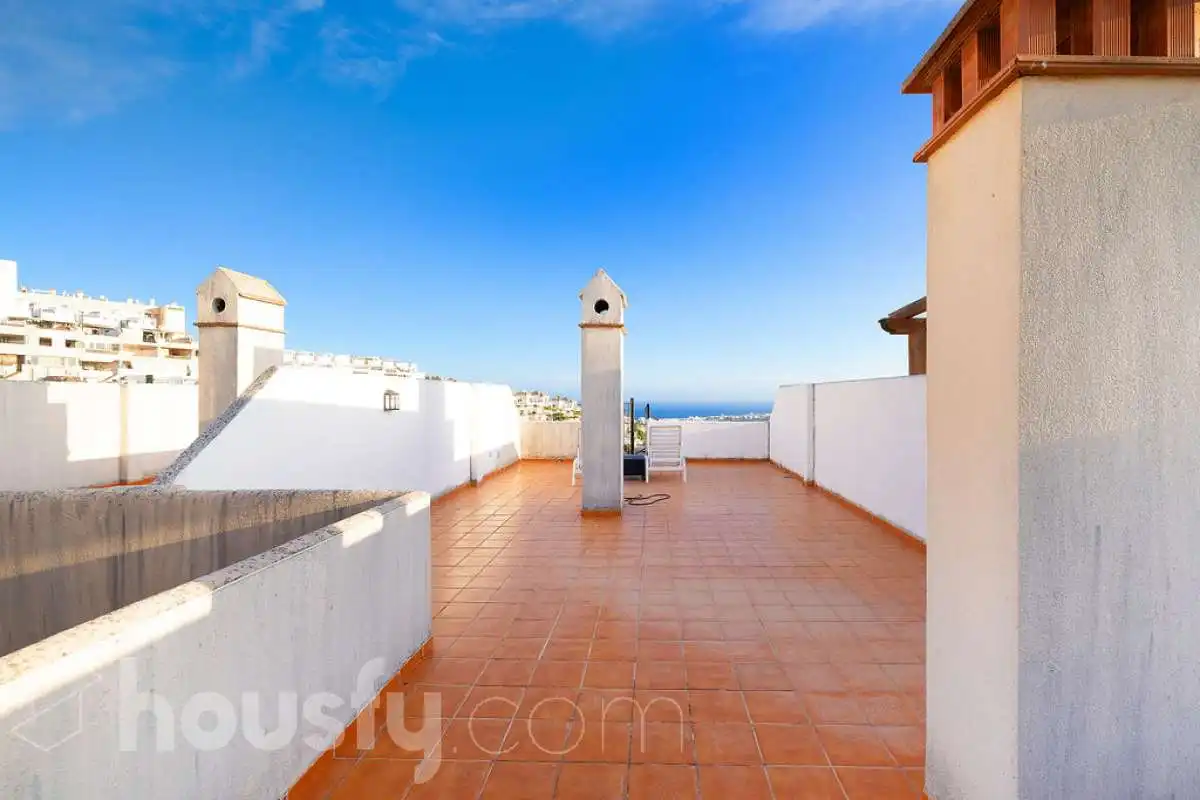 Exterior view of Flat for sale in Doña Julia Golf