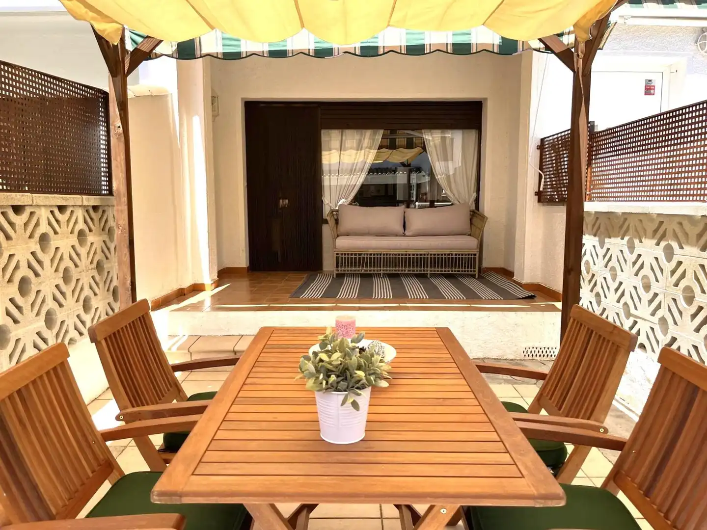 Terraza de Casa adosada en venta en Empuriabrava
