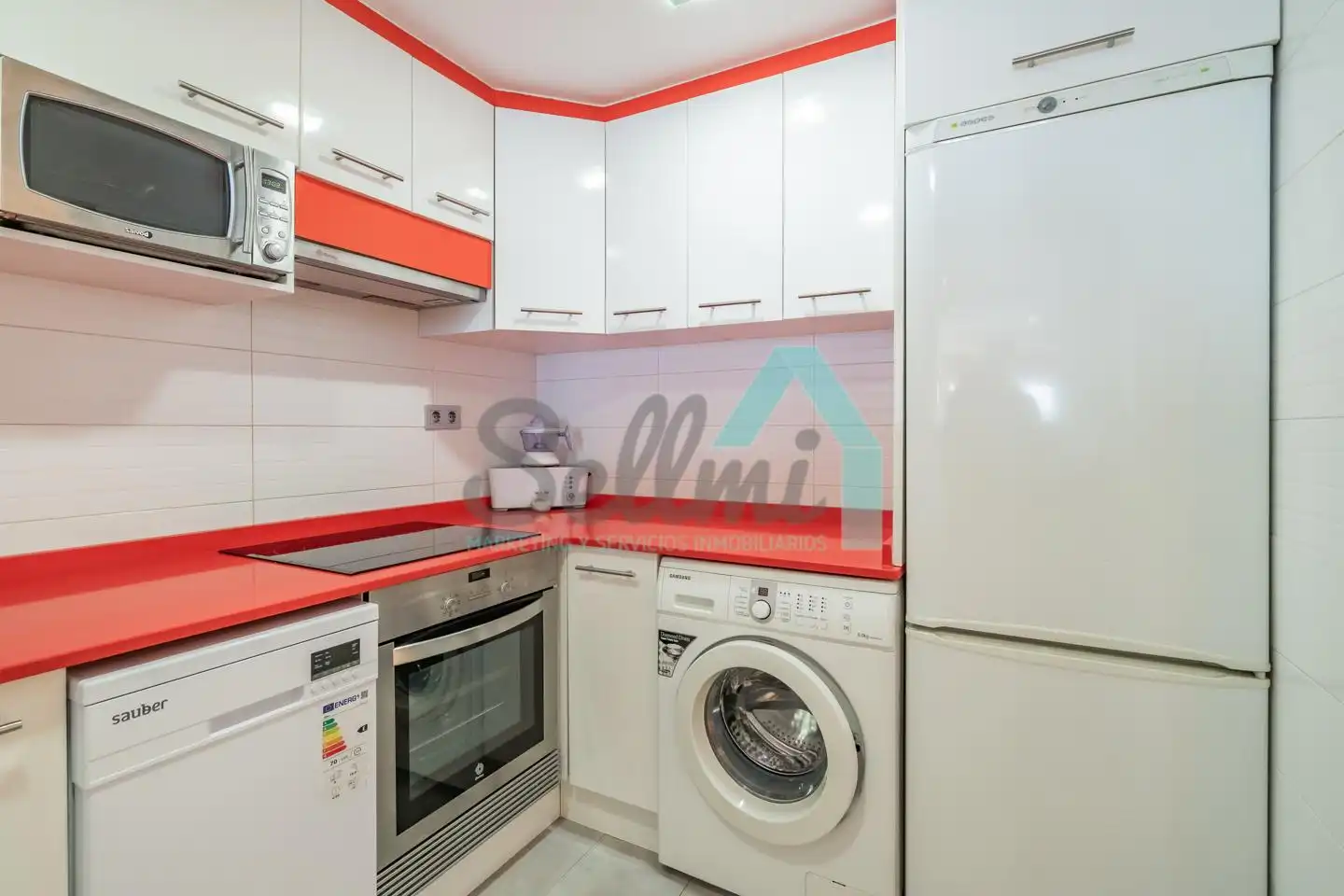 Cocina de Piso de alquiler en Oviedo  con Calefacción y Amueblado