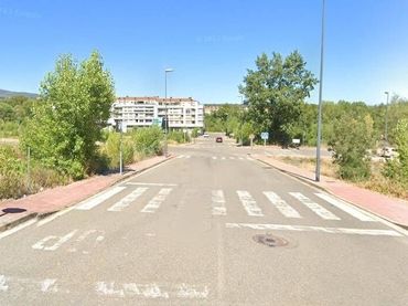 Terreny residencial en venda a Avenida de La Rioja