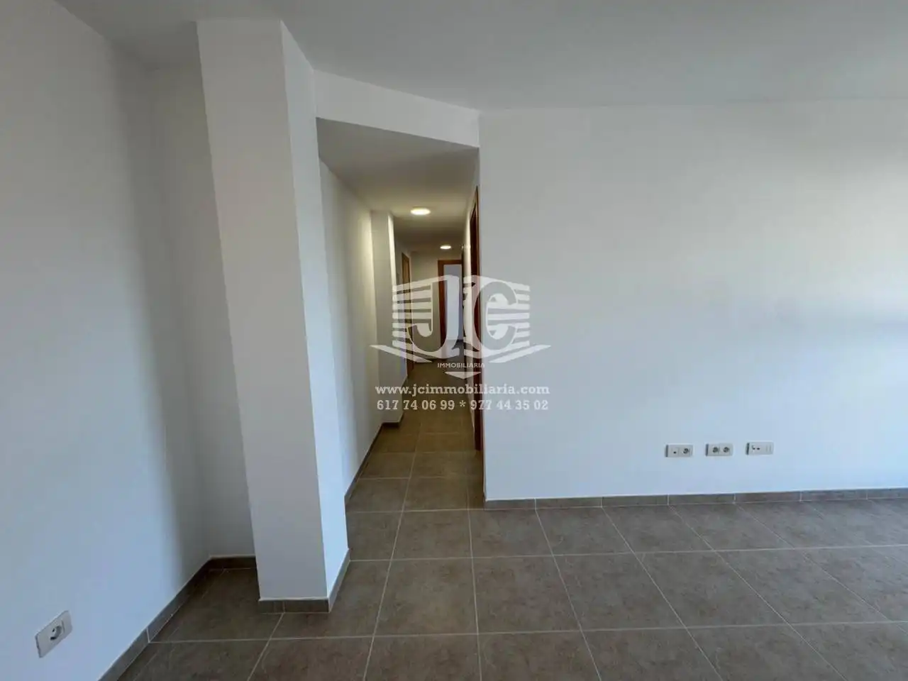 Flat for rent in L'Aldea  with Balcony and Alarm