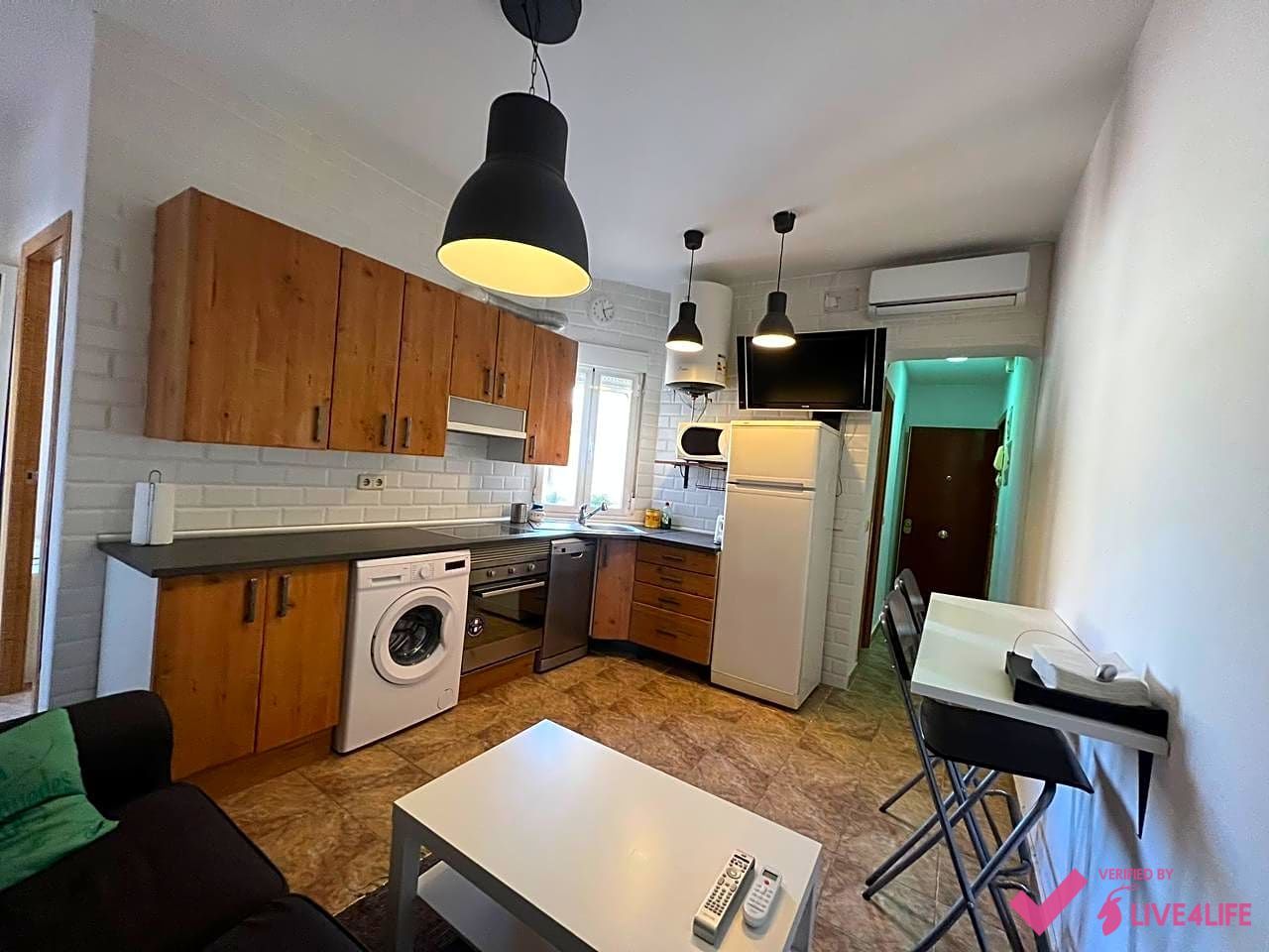 Kitchen of Flat to rent in  Madrid Capital  with Air Conditioner, Heating and Furnished