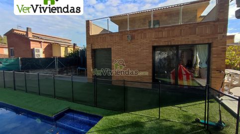 Preciosa vivienda con piscina