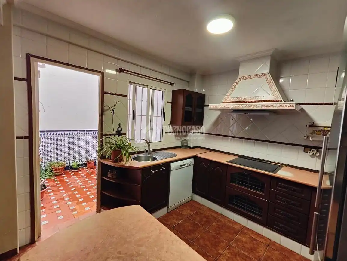 Casa pareada con terraza en venta en Los Palacios y Villafranca, imagen 16