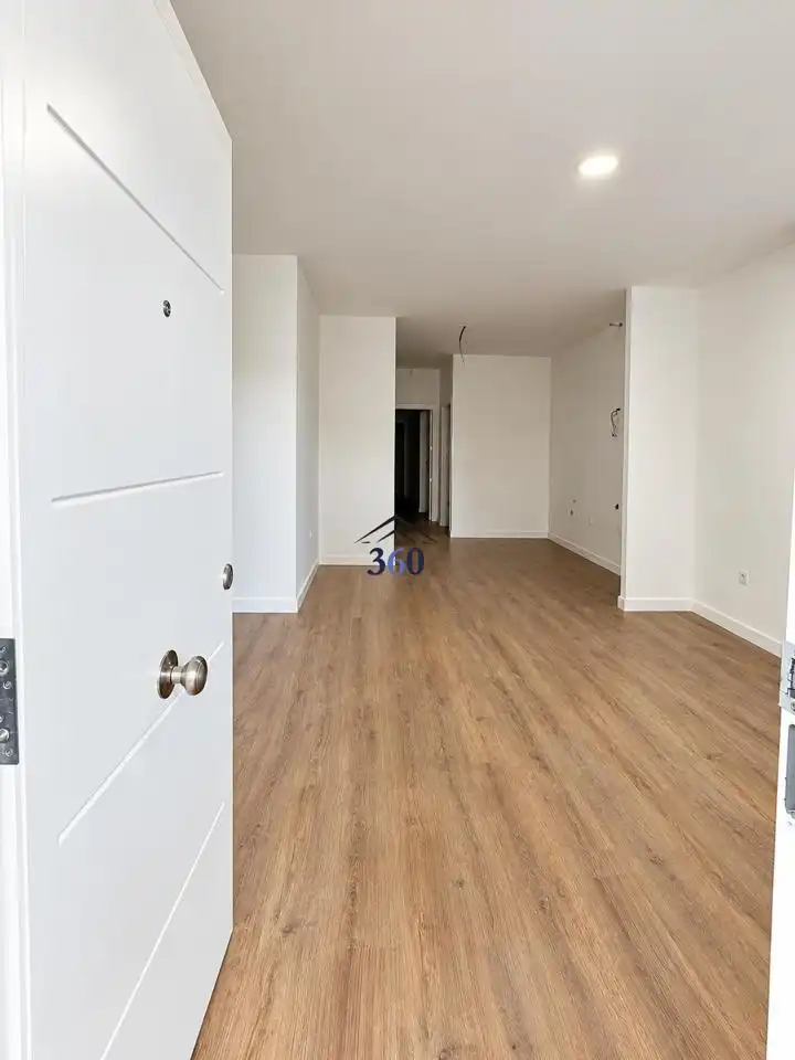 Rez-de-chaussée à vendre à Calle Antonio Floriano Cumbreño