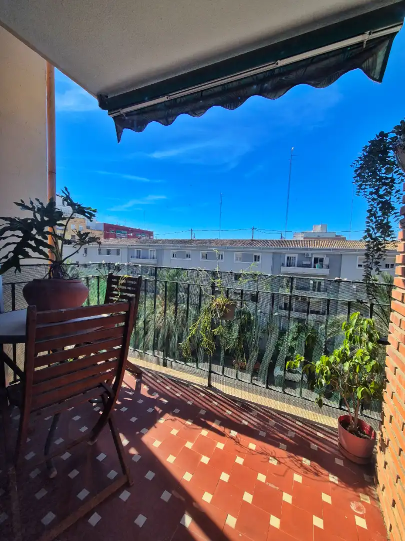 Flat with terrace for sale in Carrer dels Sants Just i Pastor 41, imagen 4