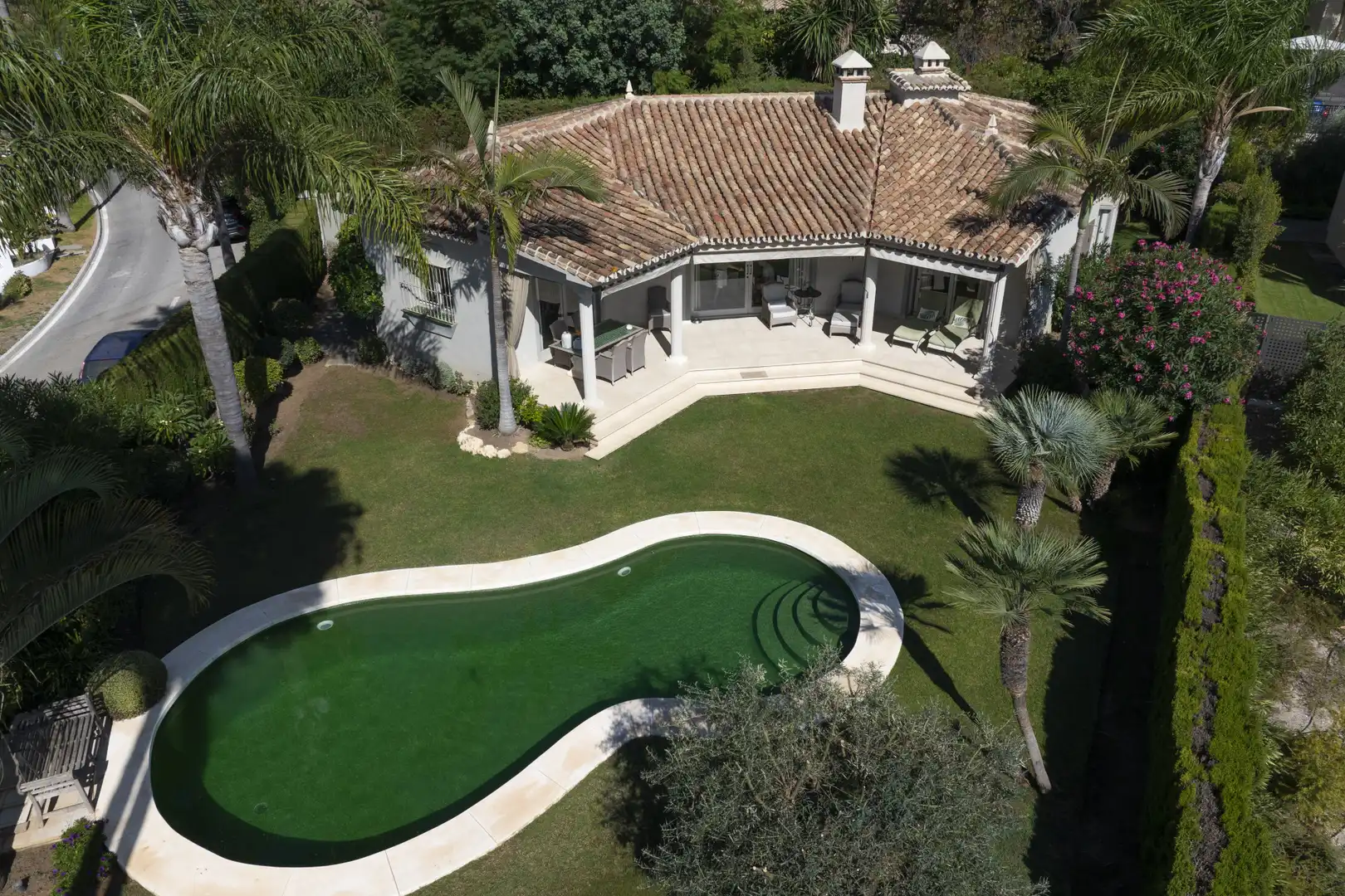 Casa con piscina en venta en Marbella Centro