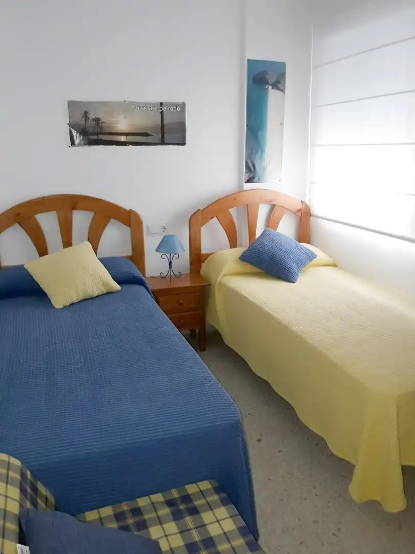 Flat for rent in Calle Pintor Alonso Cano, Centro - Calzada - Cabo Noval