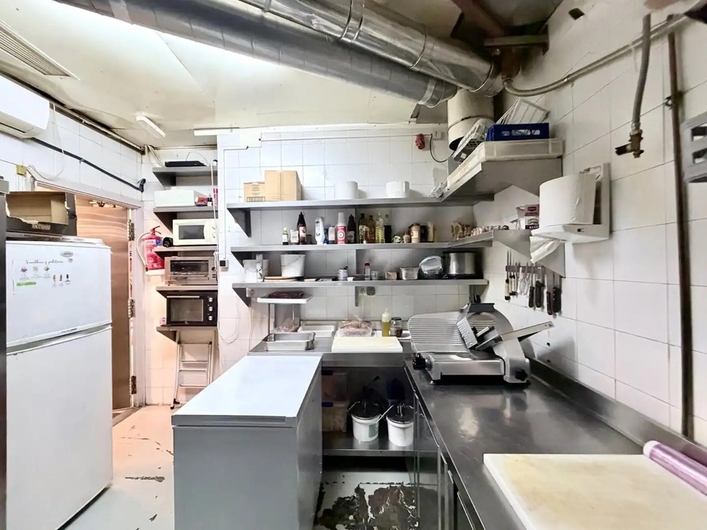 Cocina de Local en traspaso en Barcelona con Aire acondicionado, Amueblado y Internet