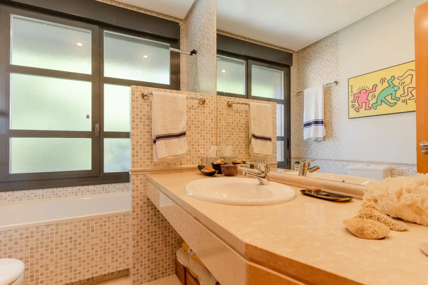 Bathroom of Houses for sale in Madrid  with Air Conditioner, Heating and Private garden