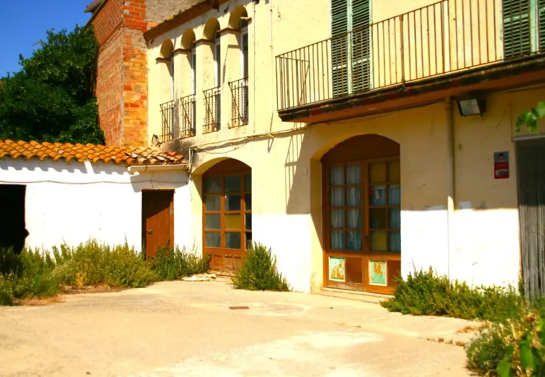 Vista exterior de Finca rústica en venta en Sant Pere Pescador con Jardín privado, Trastero y Horno