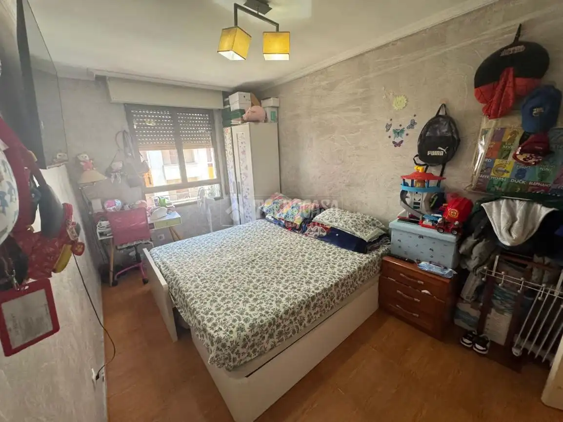 Habitación de Piso en venta en Bilbao  con Balcón
