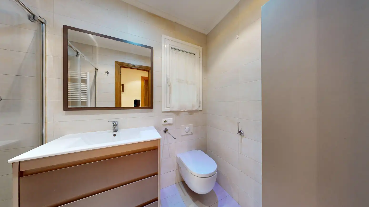 Badezimmer von Wohnung zum Verkauf in Tafalla mit Heizung, Abstellraum und Balkon