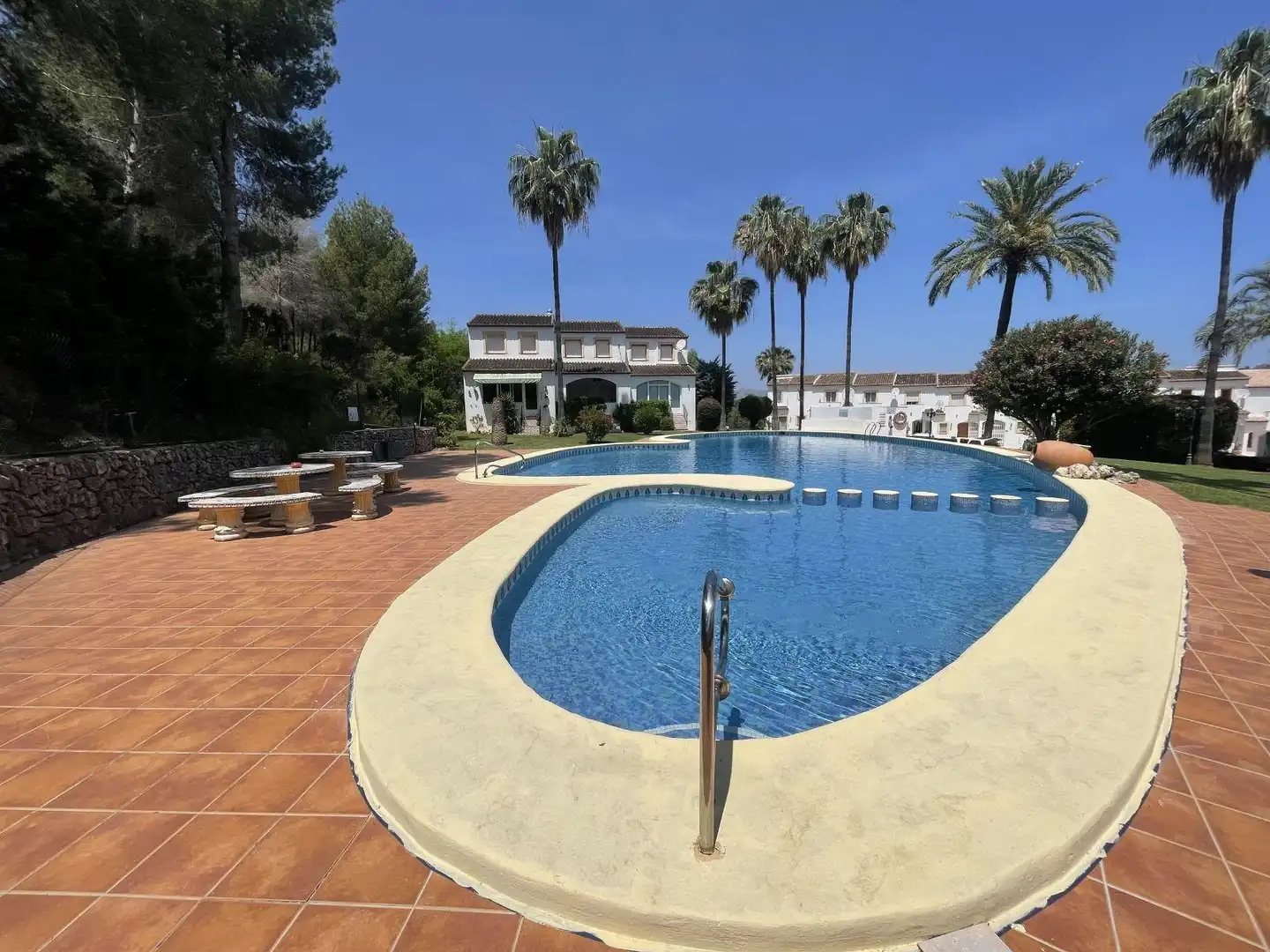 Piscina de Casa adosada en venda en Pedreguer amb Calefacció, Jardí privat i Terrassa