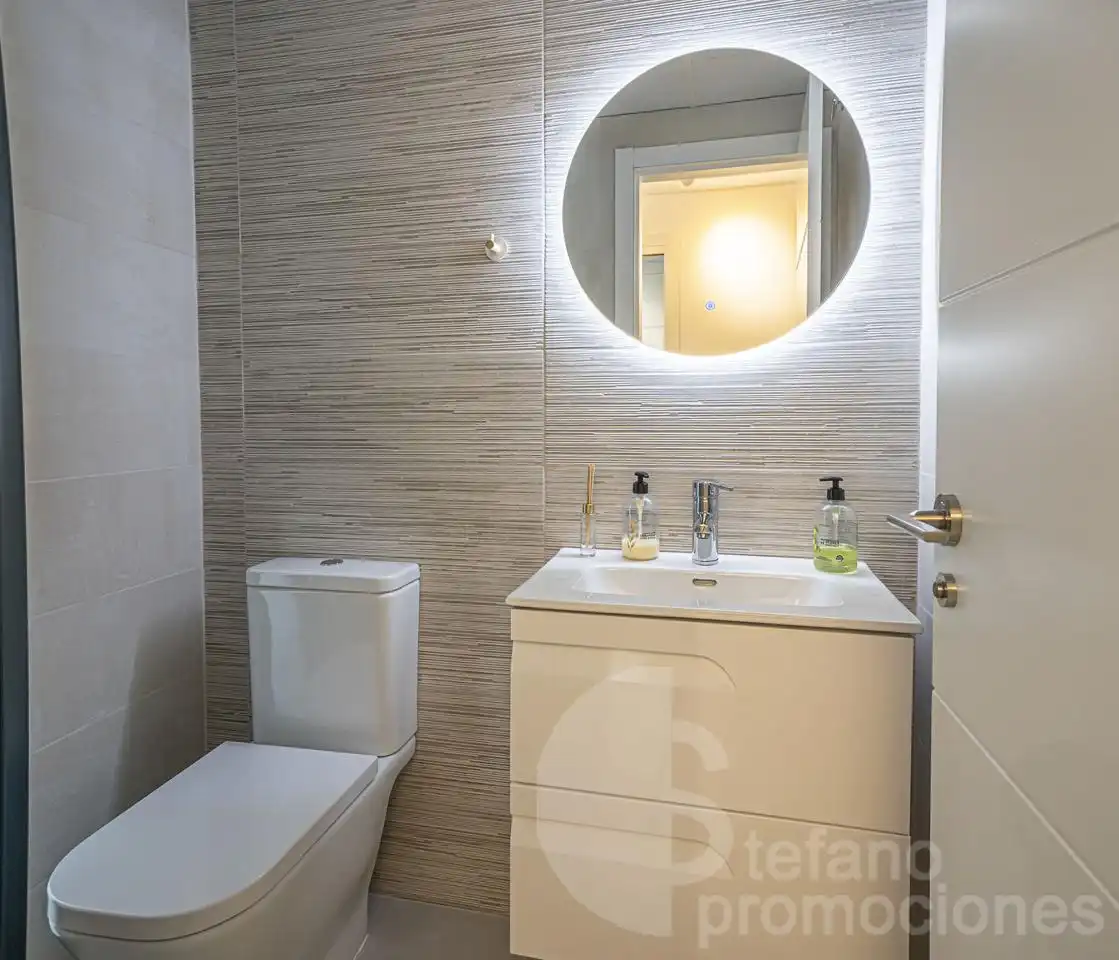 Baño de Casa adosada en venta en Rincón de la Victoria con Terraza y Piscina comunitaria