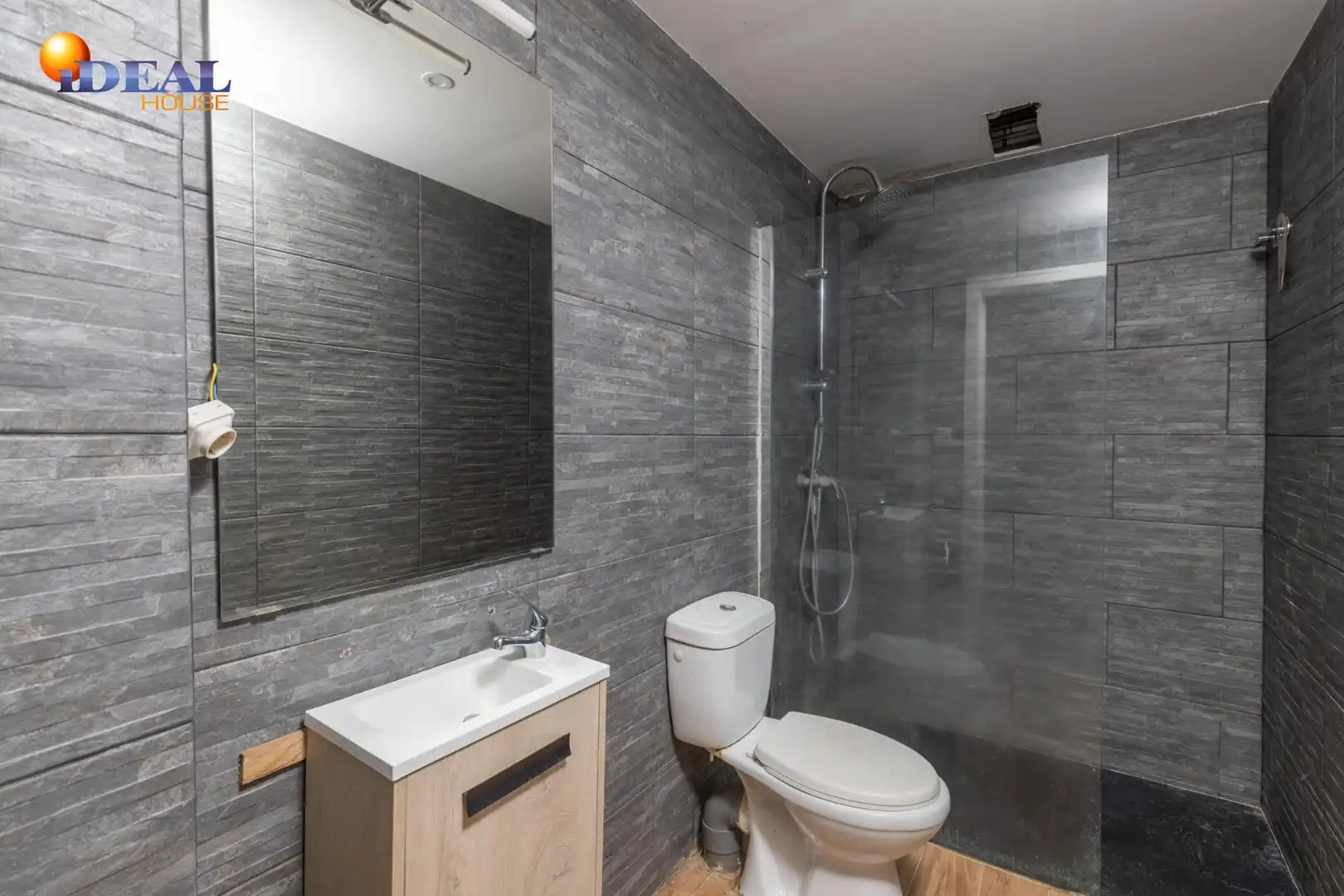 Detached house with terrace for sale in Calle Puntal de las Siete Lagunas 18, imagen 46